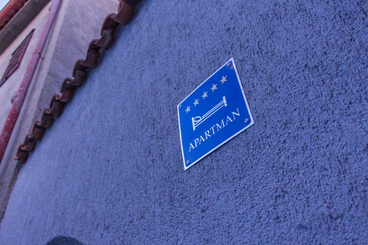 Apartment Old Town Mariolina Krk Town Buitenkant foto